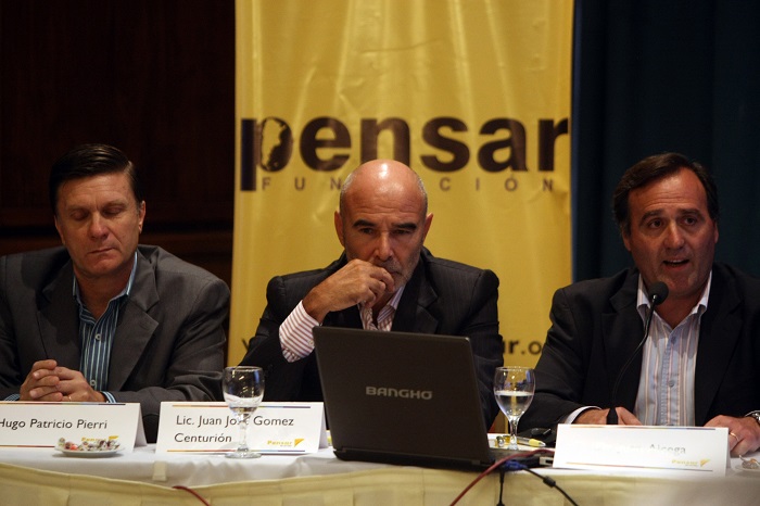 Gómez Centurión: “Hay que instalar a la defensa en la agenda política”