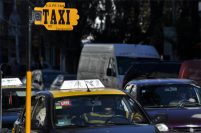 Taxis: piden subir la ficha a $3.50 y la bajada de bandera a $52,50