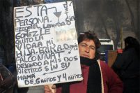Familiares de Érika Falconnat protestaron frente a Tribunales