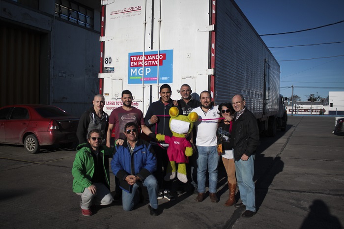 Partió el primer camión “oficial” rumbo a Luján