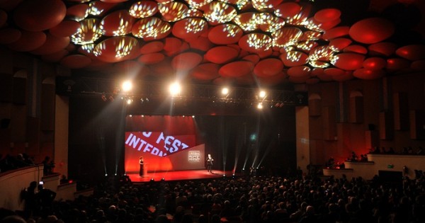 Festival de Cine: una apertura cargada de política