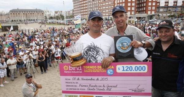 Torneo de Pesca: sacó un “chucho” de 33 kilos y ganó 120 mil pesos
