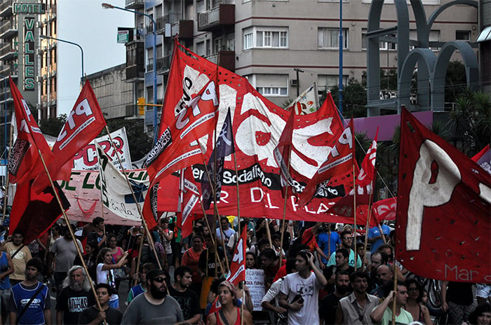 Nuevo MAS llama a “confluir en un solo puño para derrotar a Macri”