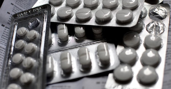 El gobierno busca crear una fábrica de medicamentos genéricos