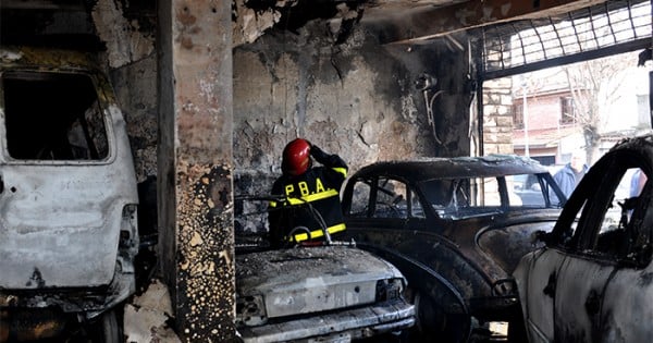 Se incendió un taller mecánico de Bolívar y Chile