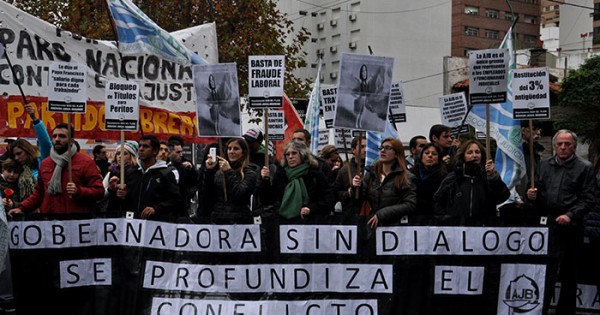 Trabajadores protestaron contra Vidal y el ajuste