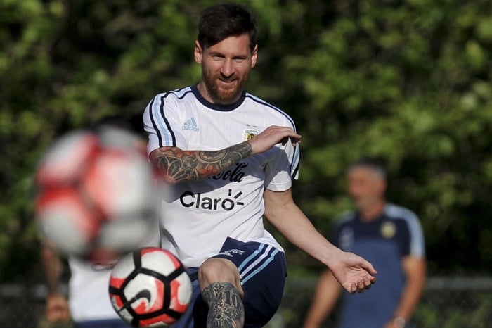 Messi va desde el arranque para ganarle a Venezuela