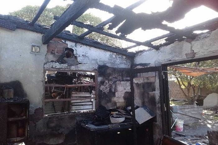 Incendio en López de Gomara: la familia perdió todo y pide ayuda