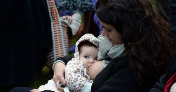 Lactancia Materna: “Debemos hacer valer el derecho de amamantar”