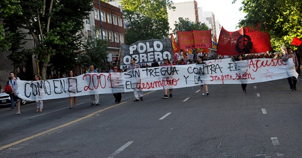 La izquierda, a 15 años del argentinazo: “Que se vayan todos”