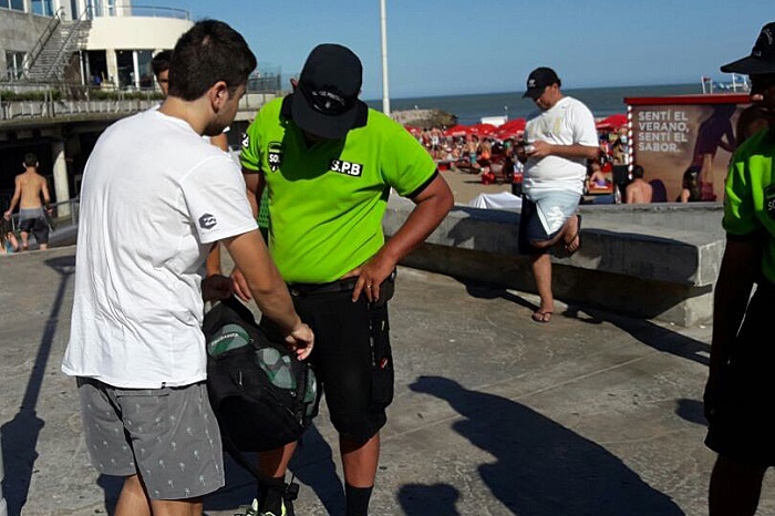 Playa Grande: secuestran 278 litros de bebidas alcohólicas