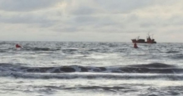 Rescatan a tres marplatenses que salieron a navegar