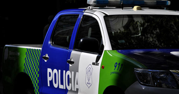 Detienen a joven acusado de apuñalar a dos personas en Sobremonte
