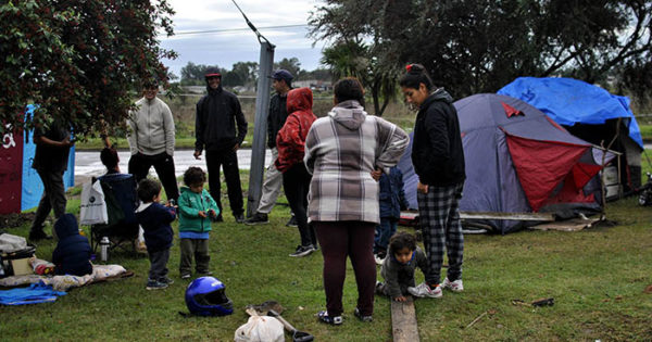 Familias sin techo ocupan terrenos y piden respuestas