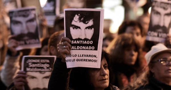 Miles de voces, una pregunta: ¿Dónde está Santiago Maldonado?