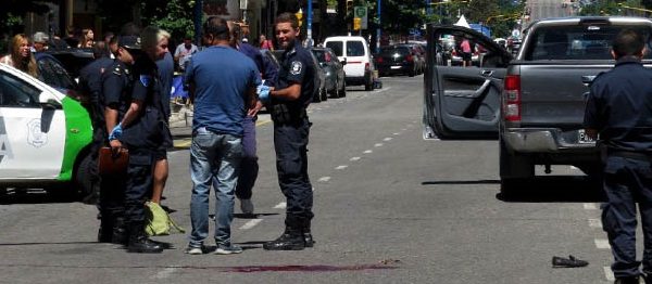 Accidente en Colón y Corrientes: una mujer fue atropellada y murió