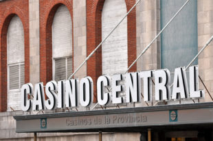 Denuncian persecución sindical contra dos trabajadoras del Casino Central 