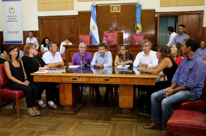 “Se ha hecho una negociación a espaldas del Concejo Deliberante”