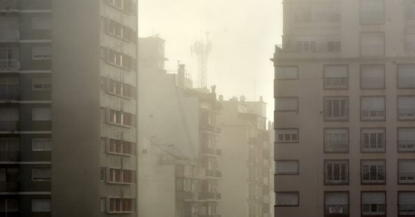 Tras el calor de la mañana, una tarde con niebla en Mar del Plata