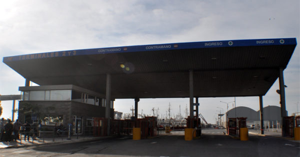 Puerto: murió un estibador y bloquearon las terminales 2 y 3