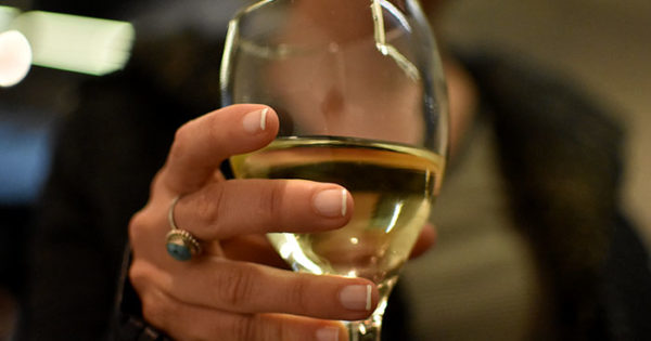 Científicas del Conicet advierten sobre el consumo de alcohol en cuarentena
