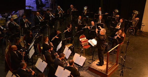 La Banda Sinfónica junto a Sucio y Desprolijo, fusión de clásico y rock