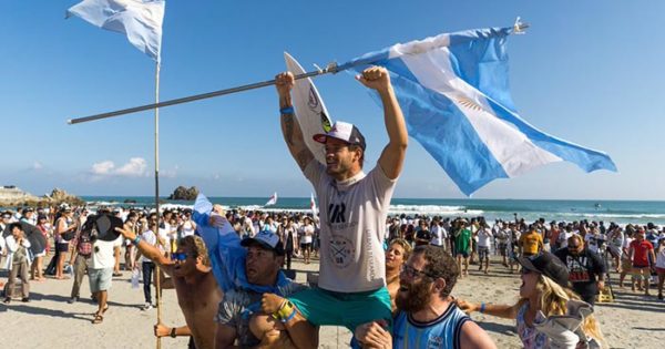 Santiago Muñiz, otra vez campeón del Mundial de Surf