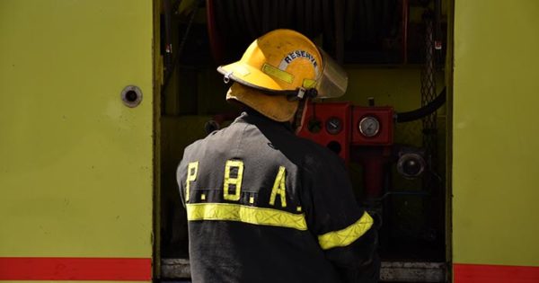 Día de intensa actividad de bomberos: se incendiaron pastizales en ocho barrios