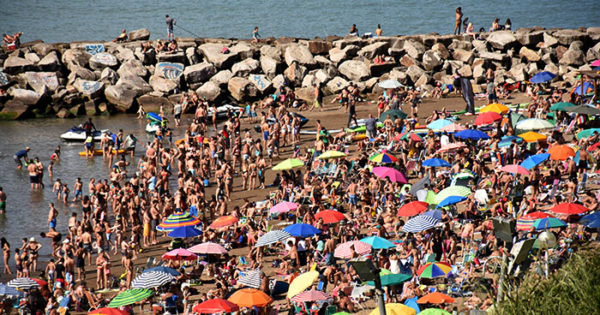 Más de 123.000 turistas pasan la Navidad en Mar del Plata