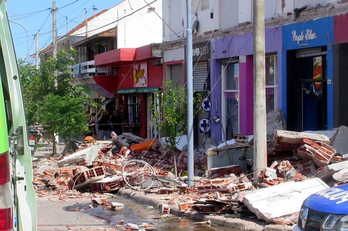 Derrumbe fatal en Punta Mogotes: sobreseyeron al administrador del edificio