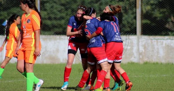 Fútbol femenino: ascendieron Cadetes y Banfield