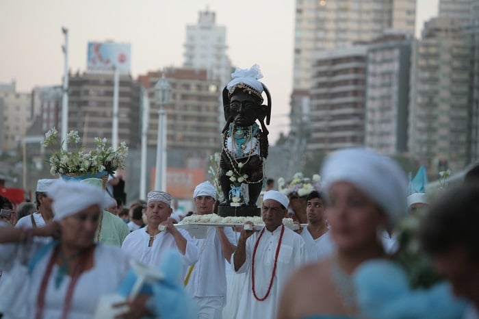 Por la pandemia, nuevo formato de la ceremonia en honor a Iemanjá en Mar del Plata
