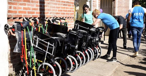 De forma gratuita, 30 personas recibirán su silla de ruedas