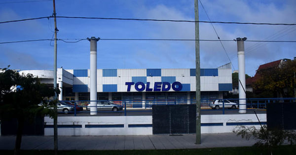 Conflicto en Toledo: sueldos en cuotas, asambleas y amenaza de paro