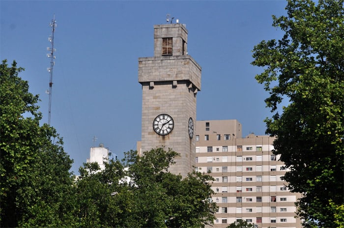 Tras más de una década, vuelve a funcionar el reloj de la Municipalidad