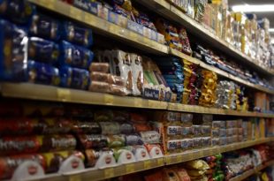 Precios máximos: la Defensoría denunció incumplimientos en supermercados