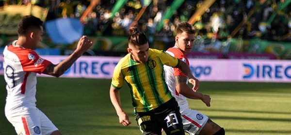 Aldosivi hace su presentación en la Superliga ante Estudiantes