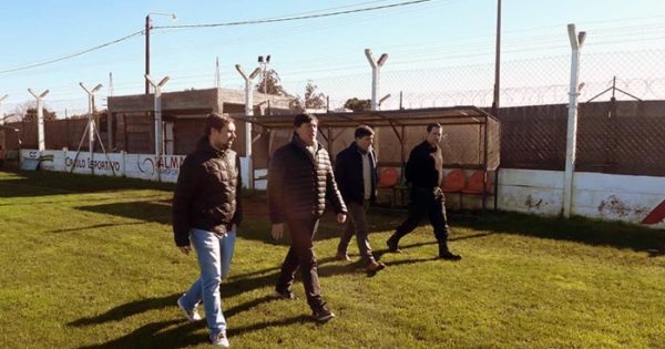 Lugones realizó una inspección en la cancha de Círculo Deportivo