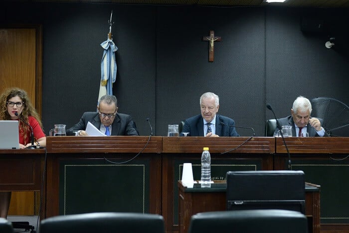 Juicio Monte Peloni - jueces Alfredo Ruiz Paz(P) Víctor Bianco y Luis Imas