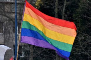 Una denuncia por discriminación en un bar contra dos mujeres trans