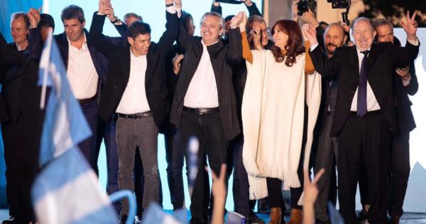Alberto Fernández y Cristina en Mar del Plata: el cierre de campaña, en la Rambla