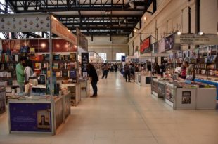 La Feria del Libro Mar del Plata Puerto de Lectura, con Florencia Freijo y Sr Flavio