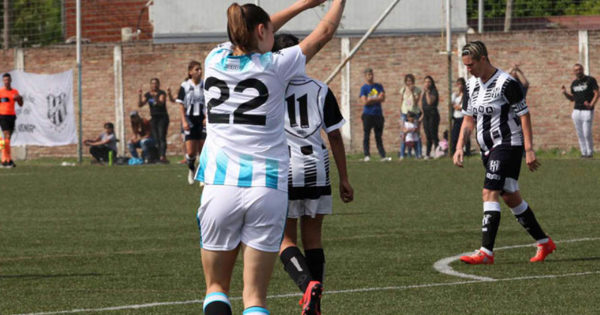 Fútbol femenino: Menéndez y Delgado, protagonistas en el fin de semana