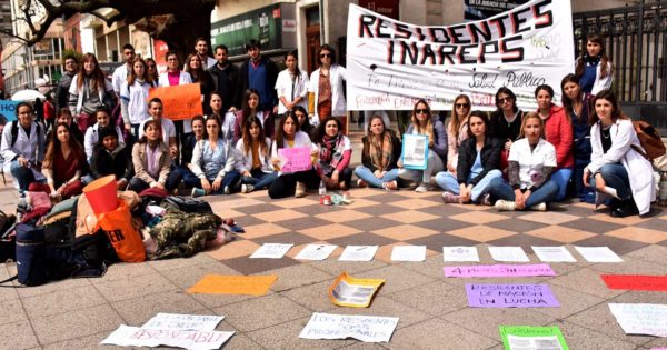 Otra protesta de residentes del Inareps porque siguen sin cobrar