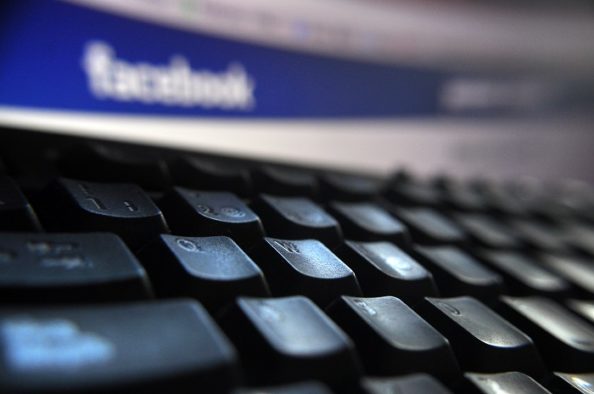Investigan una estafa por $75 mil a una mujer en un alquiler por Facebook