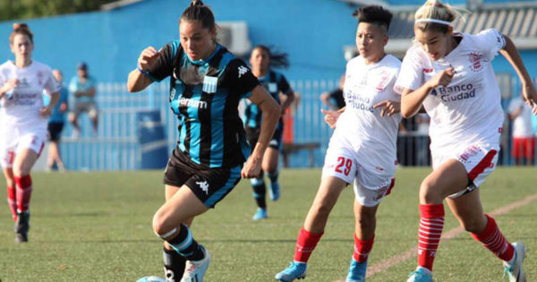 Fútbol femenino: Milagros Menéndez, titular en la goleada de Racing