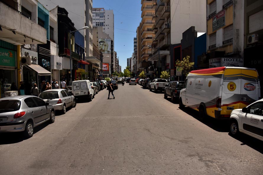 Temporada 2020: la calle Rivadavia se convierte en peatonal