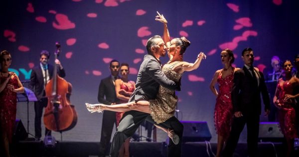 Mora Godoy llega a Mar del Plata con “Esa mujer es tango”