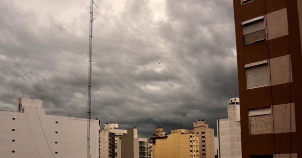 Alerta meteorológico en Mar del Plata: advierten por tormentas fuertes y granizo