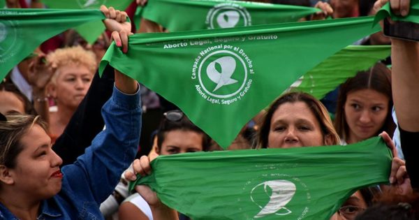 Alberto Fernández presentó su proyecto para legalizar el aborto en Argentina